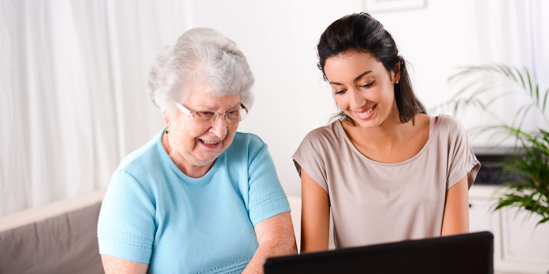 Triple-S-Advantage-Talleres-Virtuales-Para-Cuidadores-oh-my-boomer